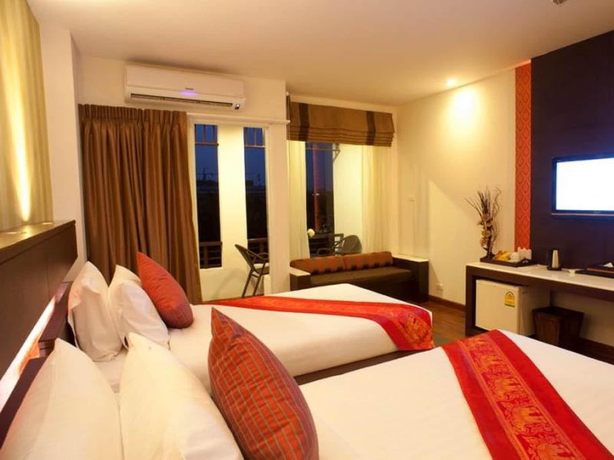 Suvarnabhumi Suite Hotel Bangkok Ngoại thất bức ảnh