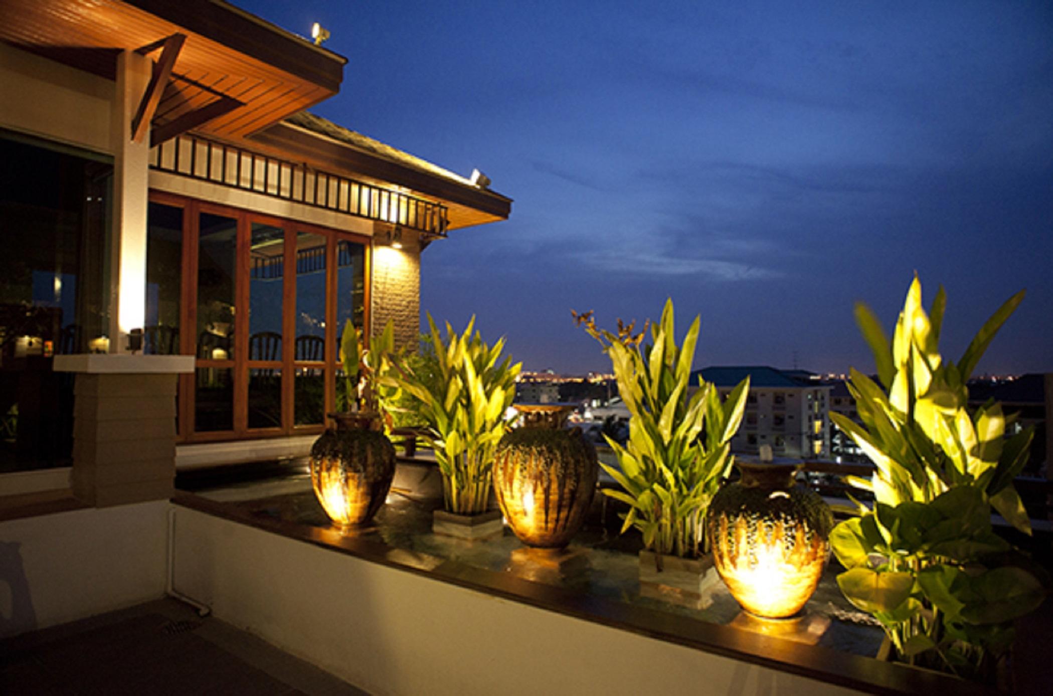 Suvarnabhumi Suite Hotel Bangkok Ngoại thất bức ảnh