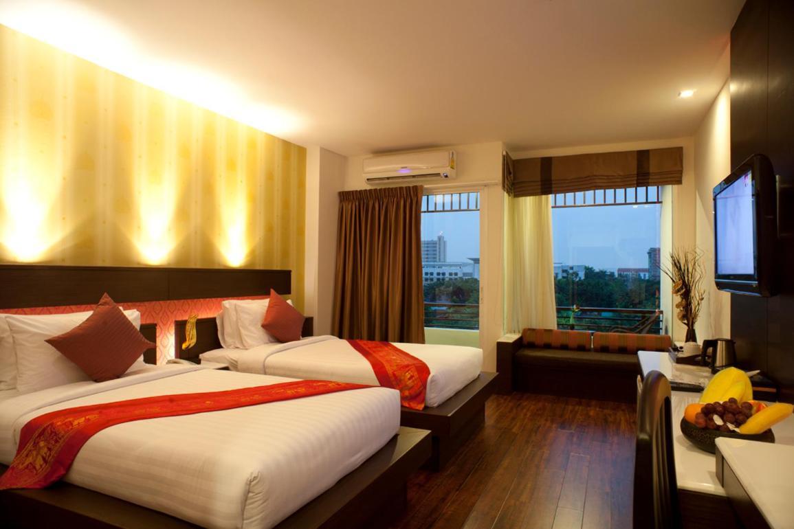 Suvarnabhumi Suite Hotel Bangkok Ngoại thất bức ảnh